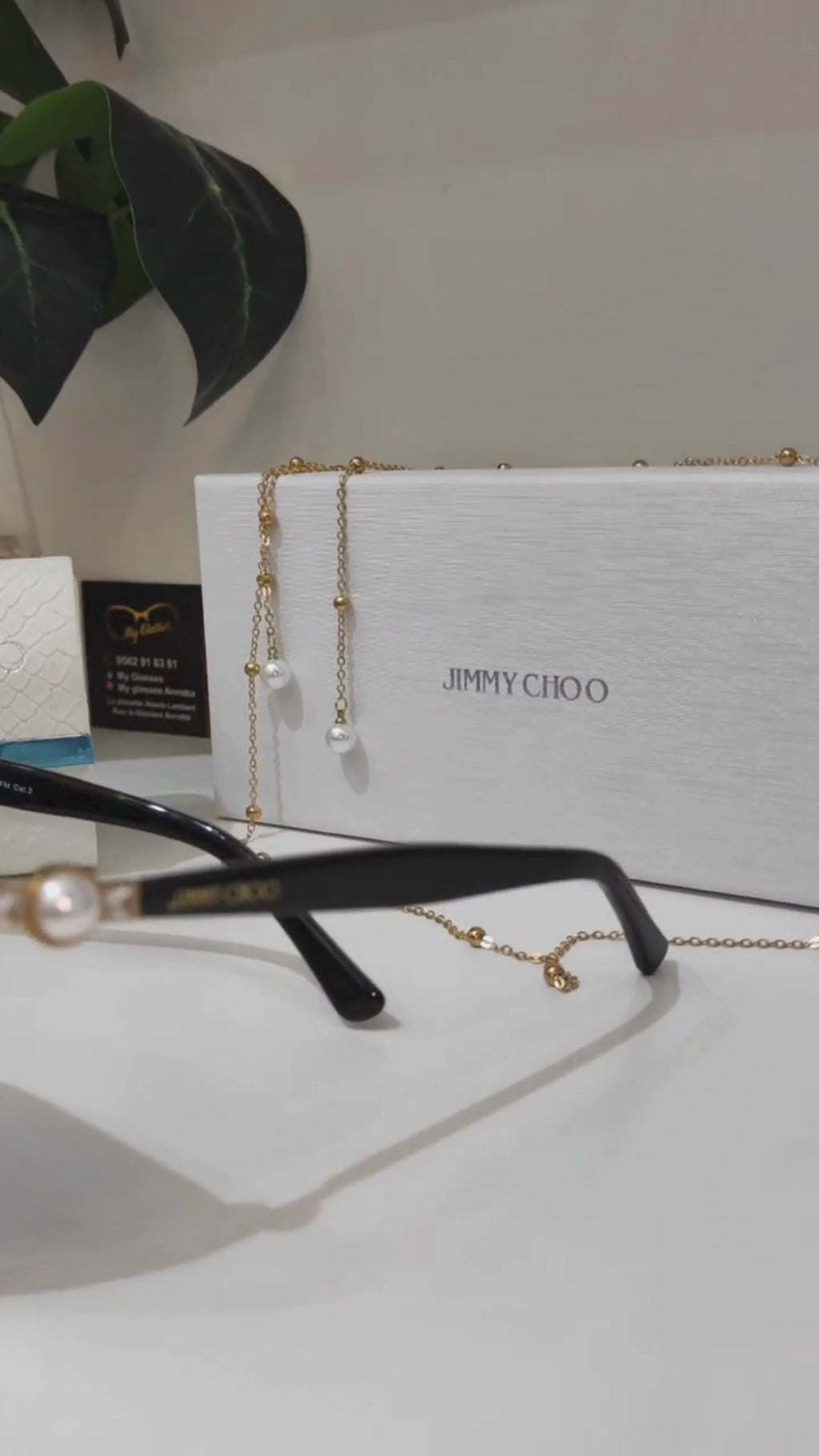 Lunettes de Soleil JIMMY CHOO "Édition Perle" - Chic & Luxe